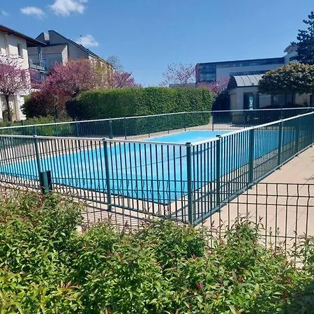 Appartement 65 M² Avec Piscine. Tours Exterior foto