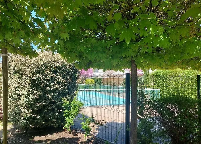 Appartement 65 M² Avec Piscine.